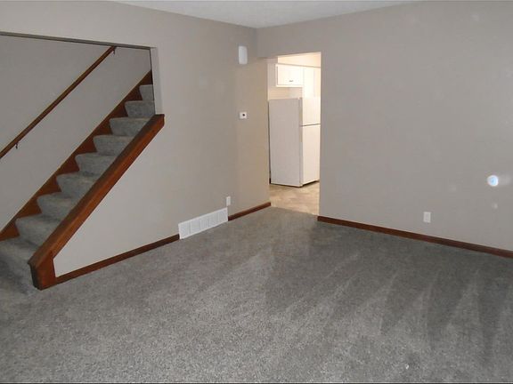 5th image of 655 Colony Rd