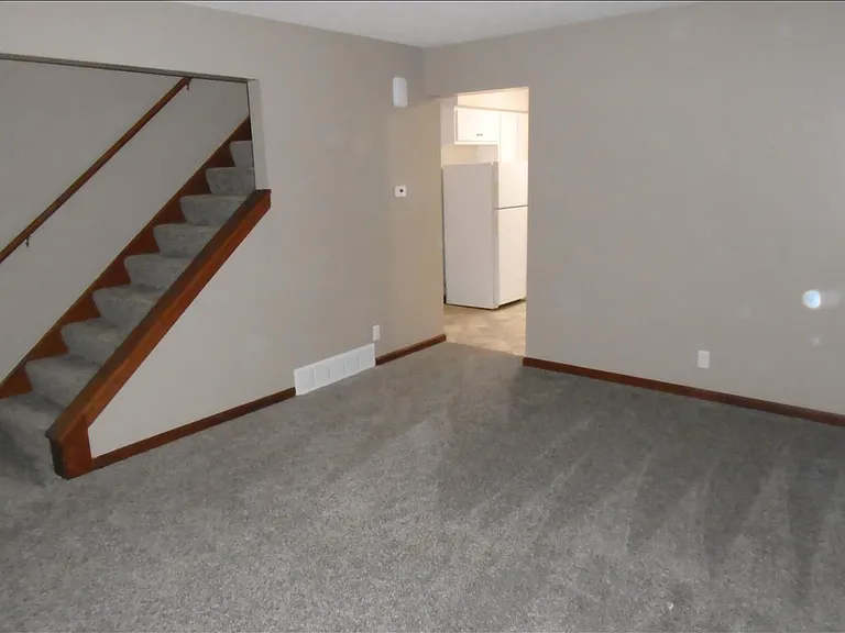 655 Colony Rd — Photo 5