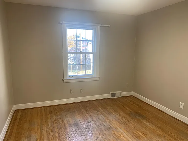 Back bedroom