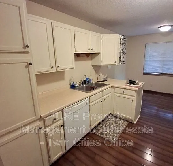 5231 Balmoral Ln — Photo 4