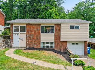 111 Walpole Dr, Pittsburgh, PA 15235