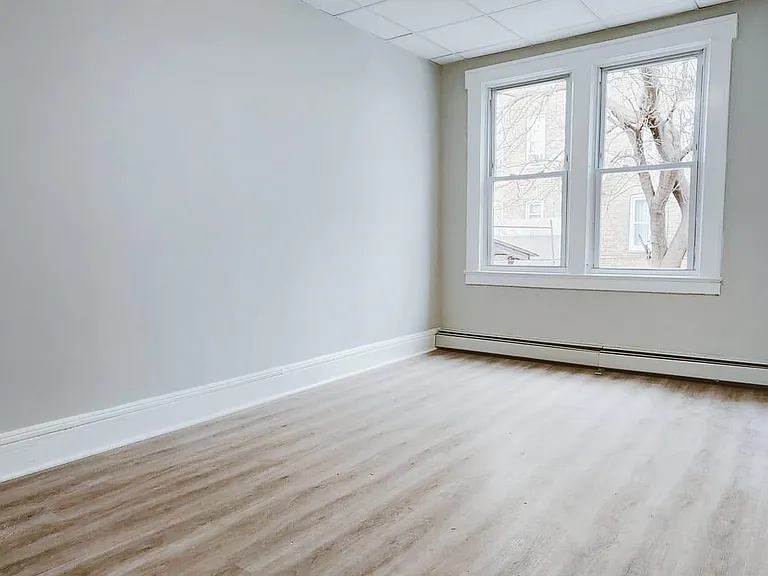 264 Lexington Ave #1R — Photo 8