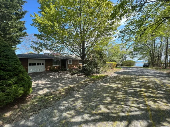 1715 Minnehaha Boulevard, Southold, NY 11971