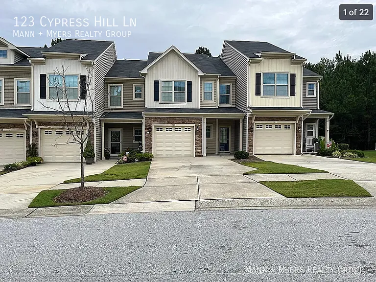 123 Cypress Hill Ln — Photo 1