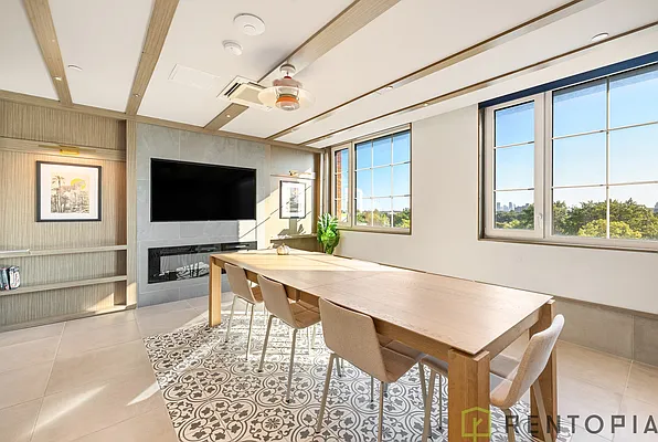 Rented by JCS Realty Group LLC | media 23