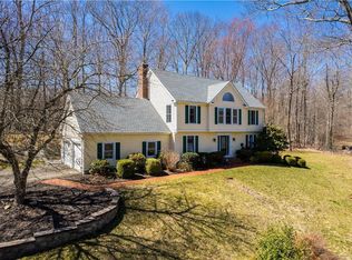 14 Brooks Ln, Ivoryton, CT 06442