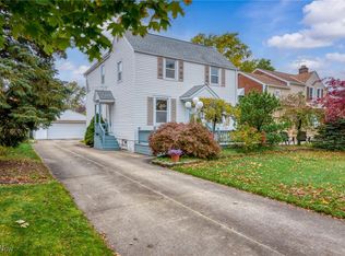 1590 Longwood Dr, Mayfield Hts, OH