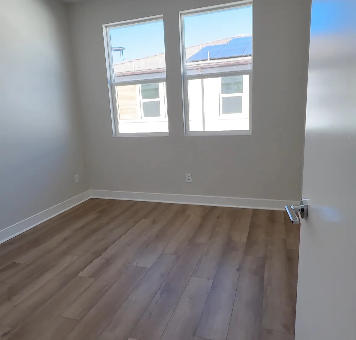 Everly Dr, San Diego — Photo 1