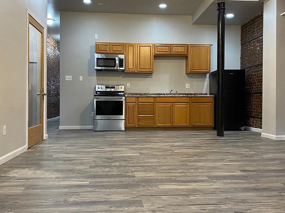 1st image of 3105 Frankford Ave Floor 1