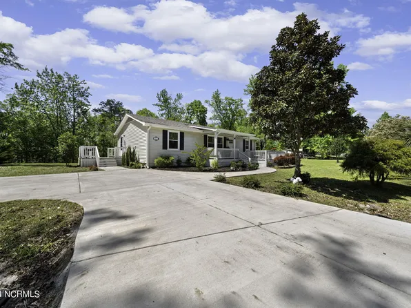 1015 Lake Shore Drive, Leland, NC 28451