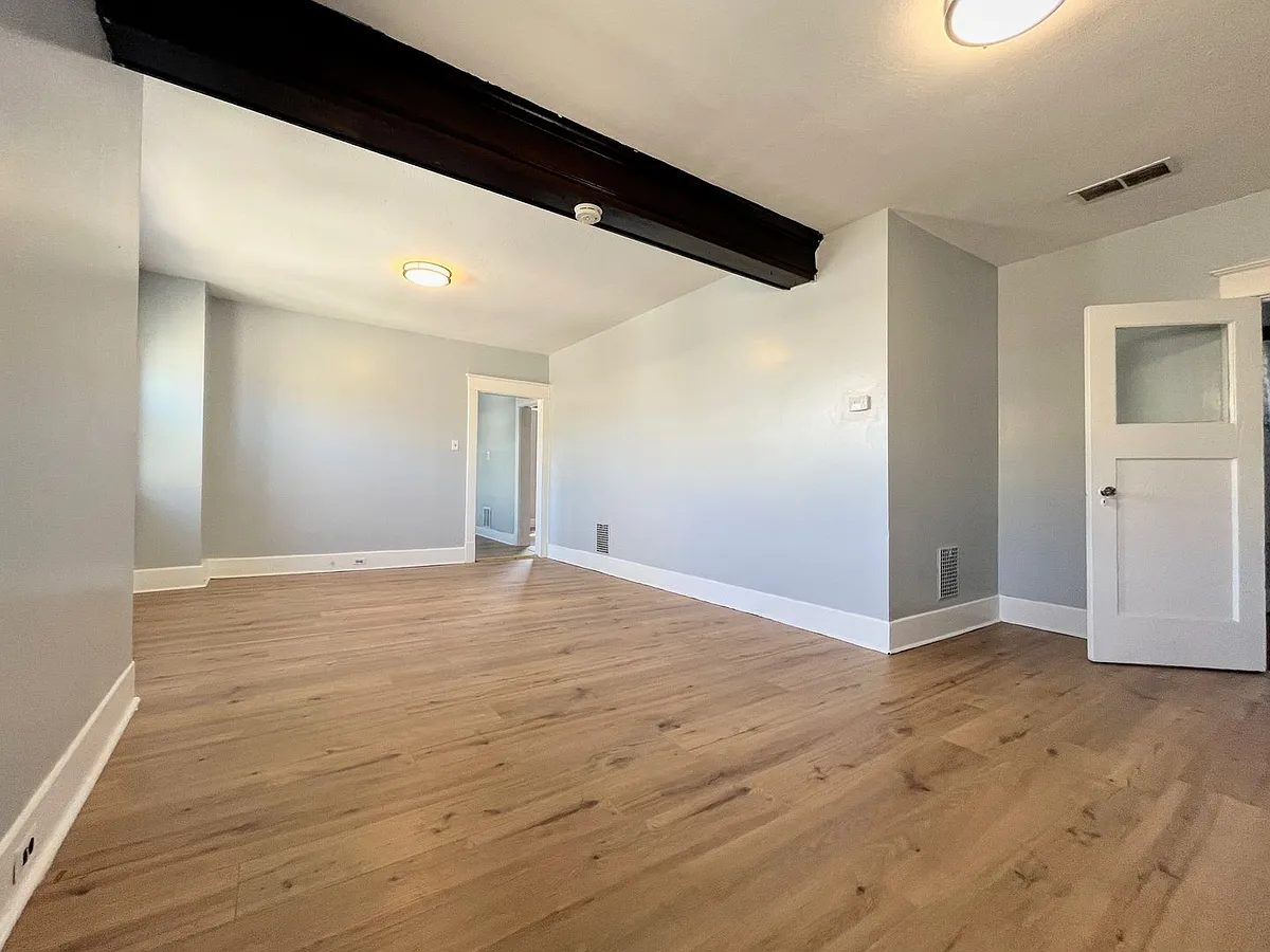 Building Photo - 307 Berkshire Ave