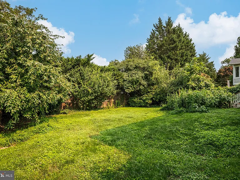 7823 Marion Ln — Photo 34