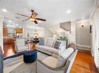 2320 Emancipation Ave, Houston, TX 77004