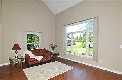3rd image of 8624 Bay Pointe Cir