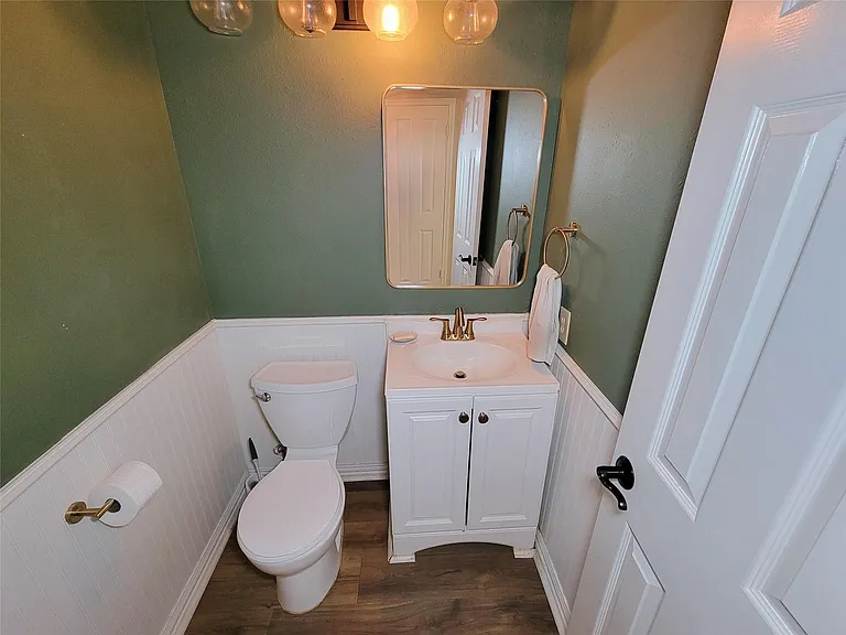 8123 Sunny Ridge Dr — Photo 32