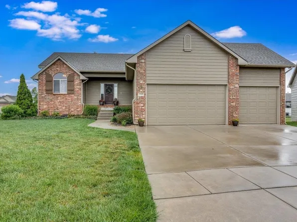 2509 N Chelmsford Ct, Wichita, KS 67228