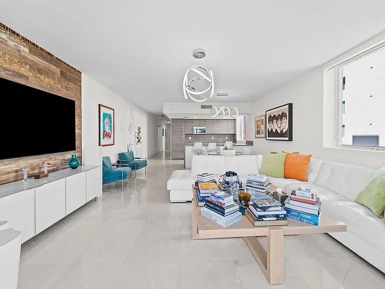 400 Sunny Isles Blvd #1608 — Photo 9
