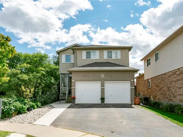 107 Glencliffe Ct, Kitchener, ON N2B 3X1