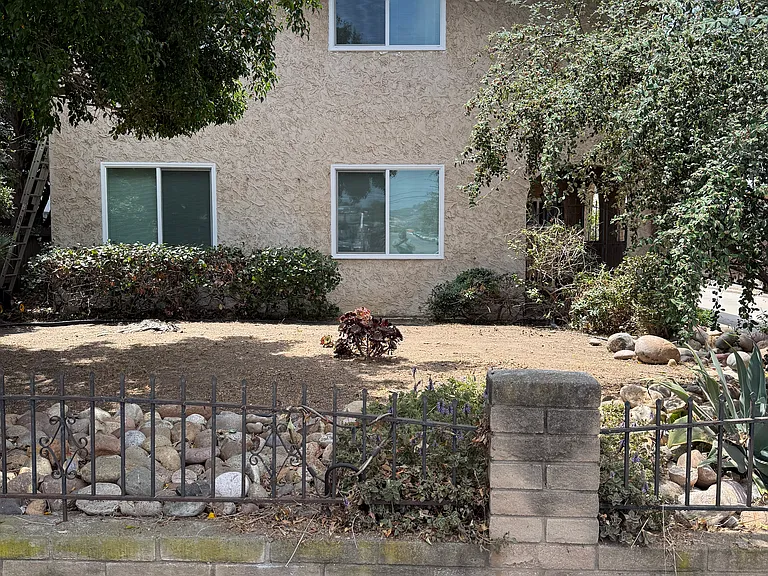 6895 Amherst St — Photo 29