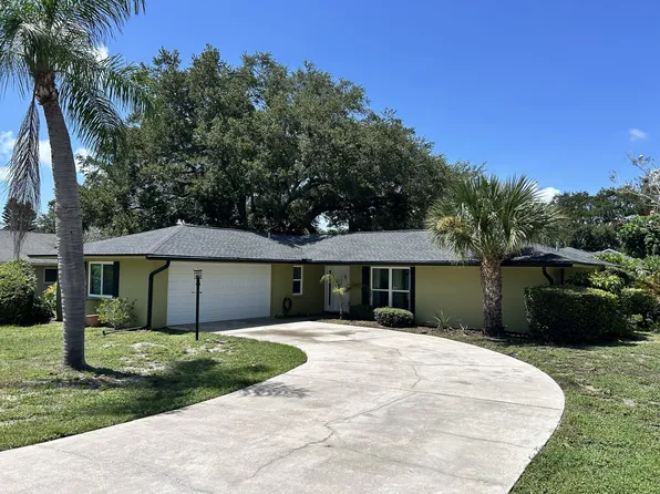 2019 Forest View Dr, Palm Harbor, FL 34683