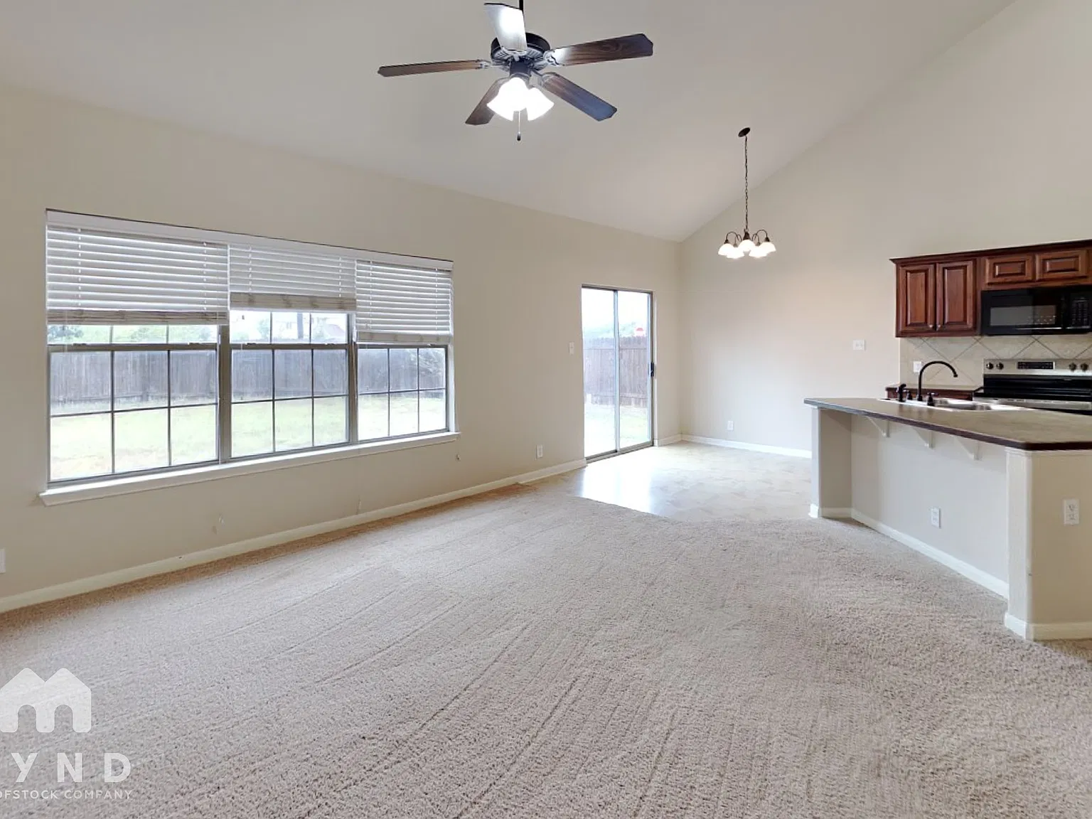 5 bed, 3.0 bath, 1908 sqft, $1,895 — Photo 3