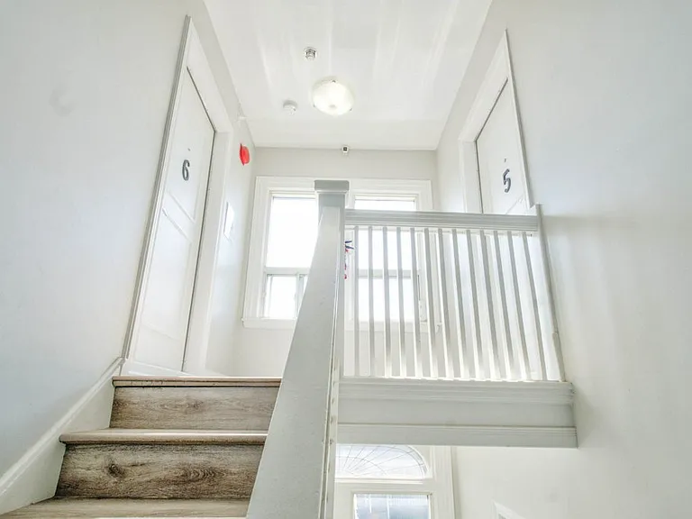 81 Gibson Ave #5 — Photo 12