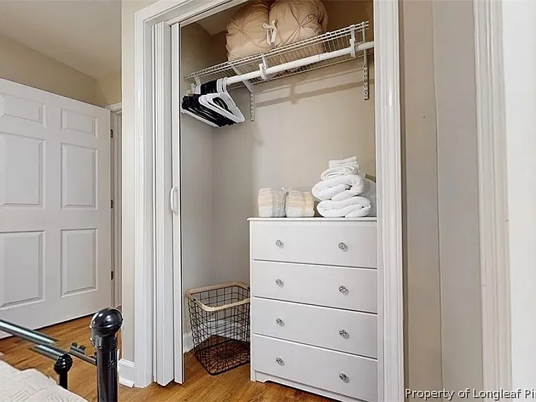 2402 Rockwood Cottage Dr — Photo 10