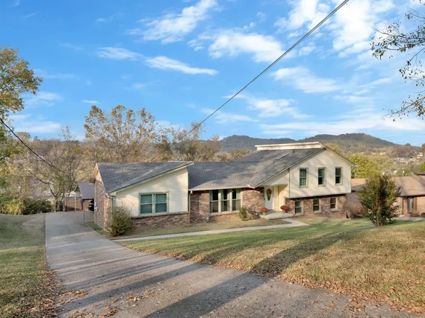 4076 Kings Ln, Nashville, TN 37218