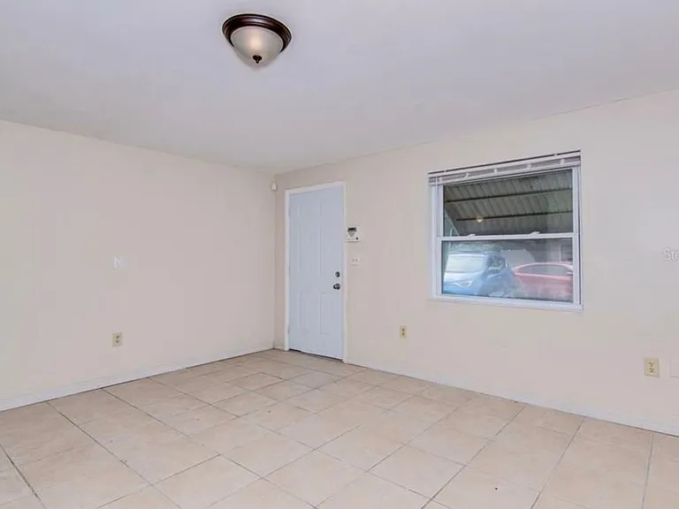 433 Dogwood Ct #433 & 435 — Photo 17