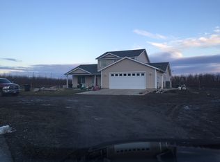 2061 Wilson Hwy, Grandview, WA 98930