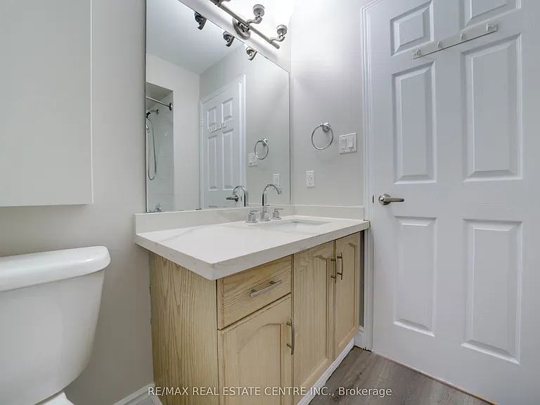 76 Frances Ave #32 — Photo 33