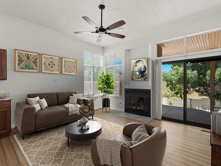 10021 Bridgepointe Ct NE — Photo 9
