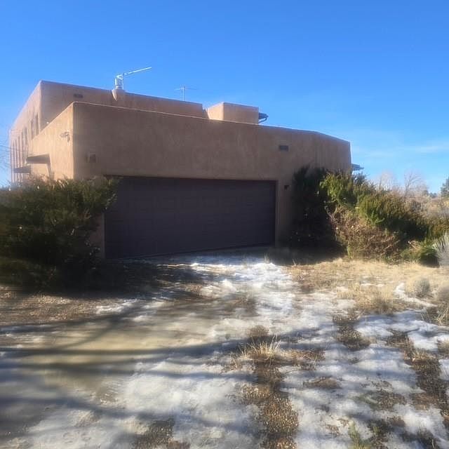 1st image of 33 Comanche rd