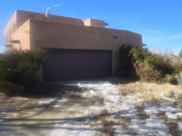 33 Comanche rd, El Prado, NM 87529