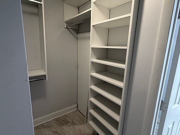 5th image of 9809 Emerald Point Dr Unit 3
