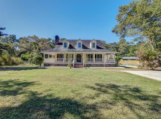 319 Tupalo Dr, Summerville, SC 29483