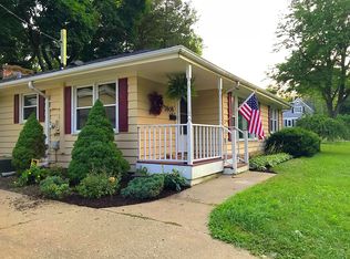 1808 E Illinois St, Wheaton, IL 60187