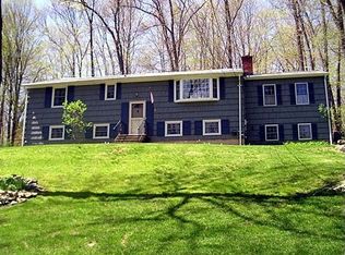 15 Side Hill Ln, Danbury, CT 06810