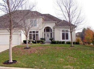 14717 Sherwood St, Leawood, KS 66224