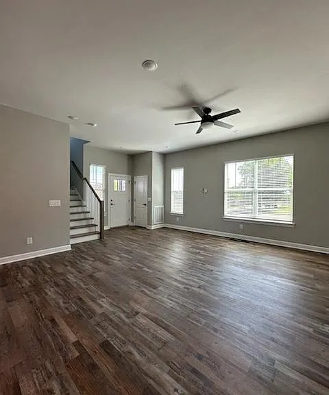 3409 Albion St — Photo 2