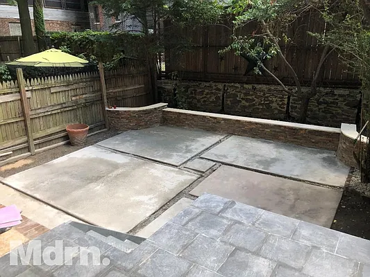 Rented by Mdrn Residential | media 13