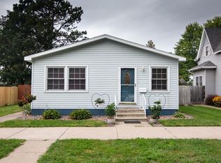 2027 Liberty St, La Crosse, WI 54603