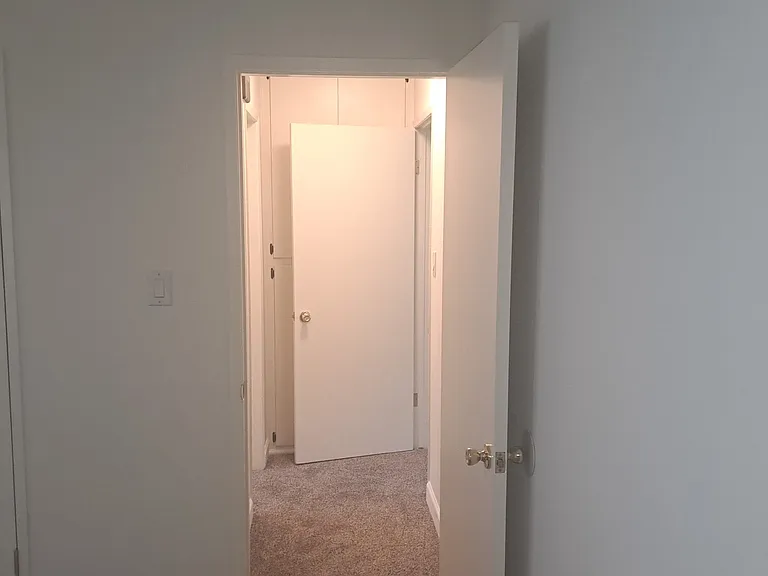 111 E Hammel St — Photo 10