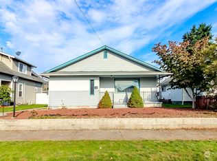 106 E Young St, Elma, WA