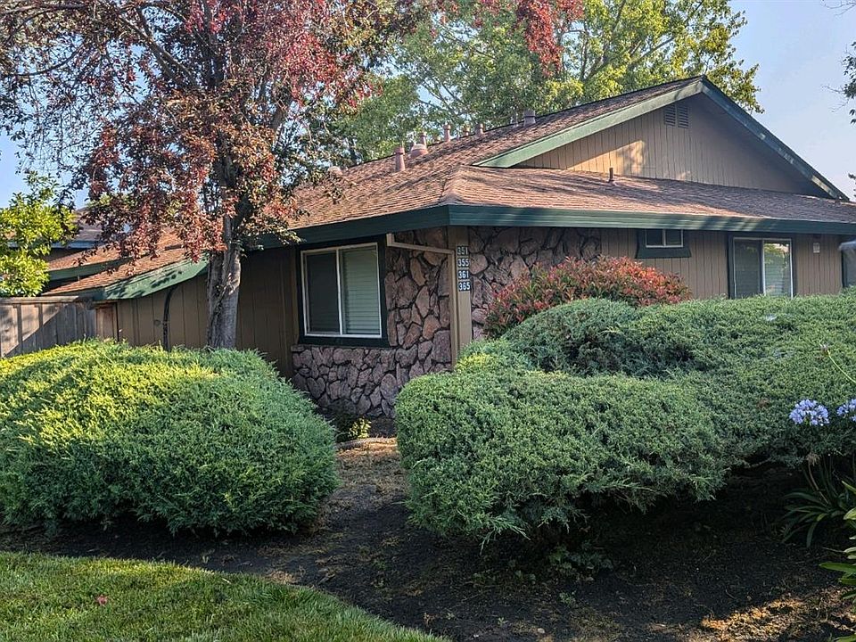 1st image of 365 Lincoln Avenue