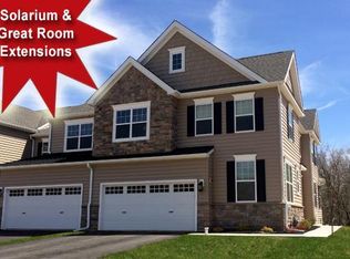 28 Sandy Run Cir, Fort Washington, PA 19034