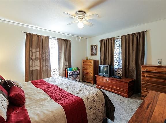 5th image of 7012 Shauna Dr