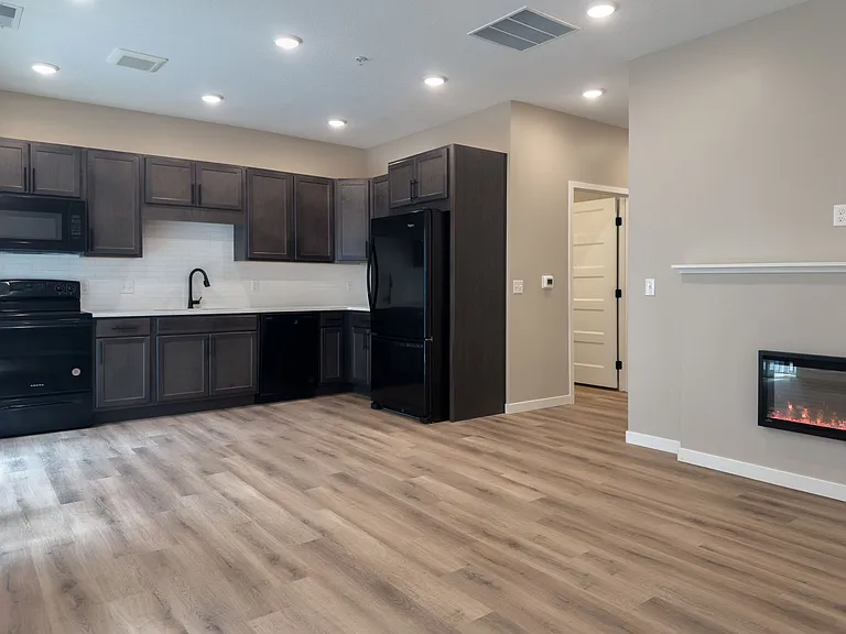 The Pines | Specials Available | Townhomes For Rent — Photo 85