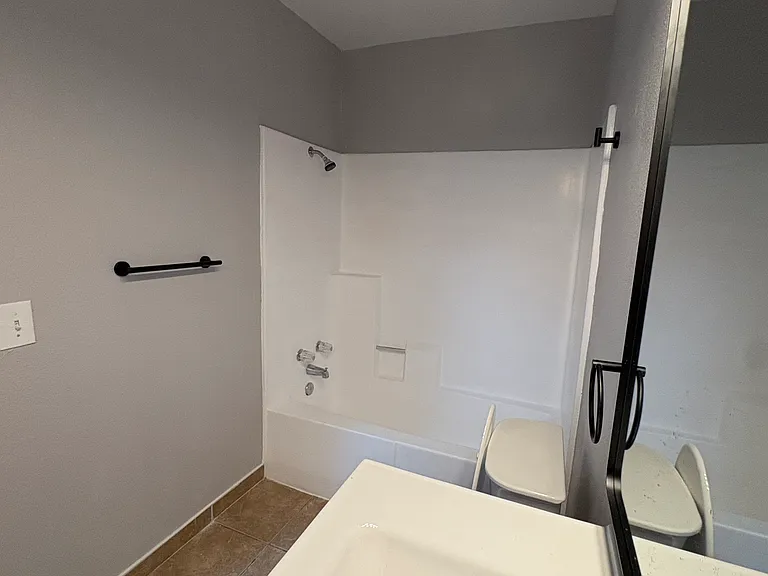 608 C Quiroz St — Photo 15