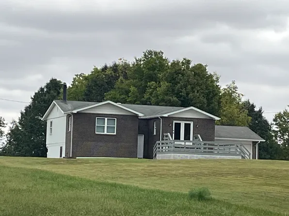 14135 N 20th Ave, Nokomis, IL 62075